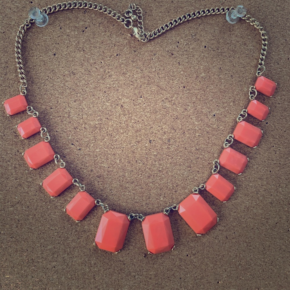 Coral block necklace